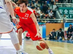 山东男篮内部会议纪要流出：赛前防线松动，欧联使命明确，训练强度明显提升 