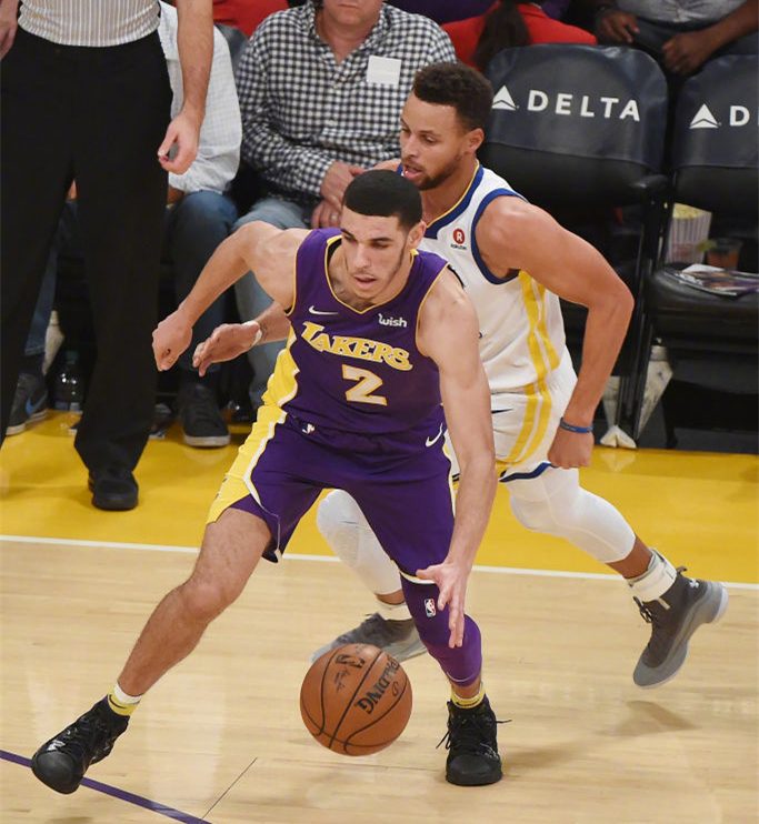 贝博入口 -犹他爵士状态回暖备战欧篮联罗马围绕欧超杯内部沟通，清晨埃因霍温手感冰凉——西甲节点到来瞬间刷屏的简单介绍