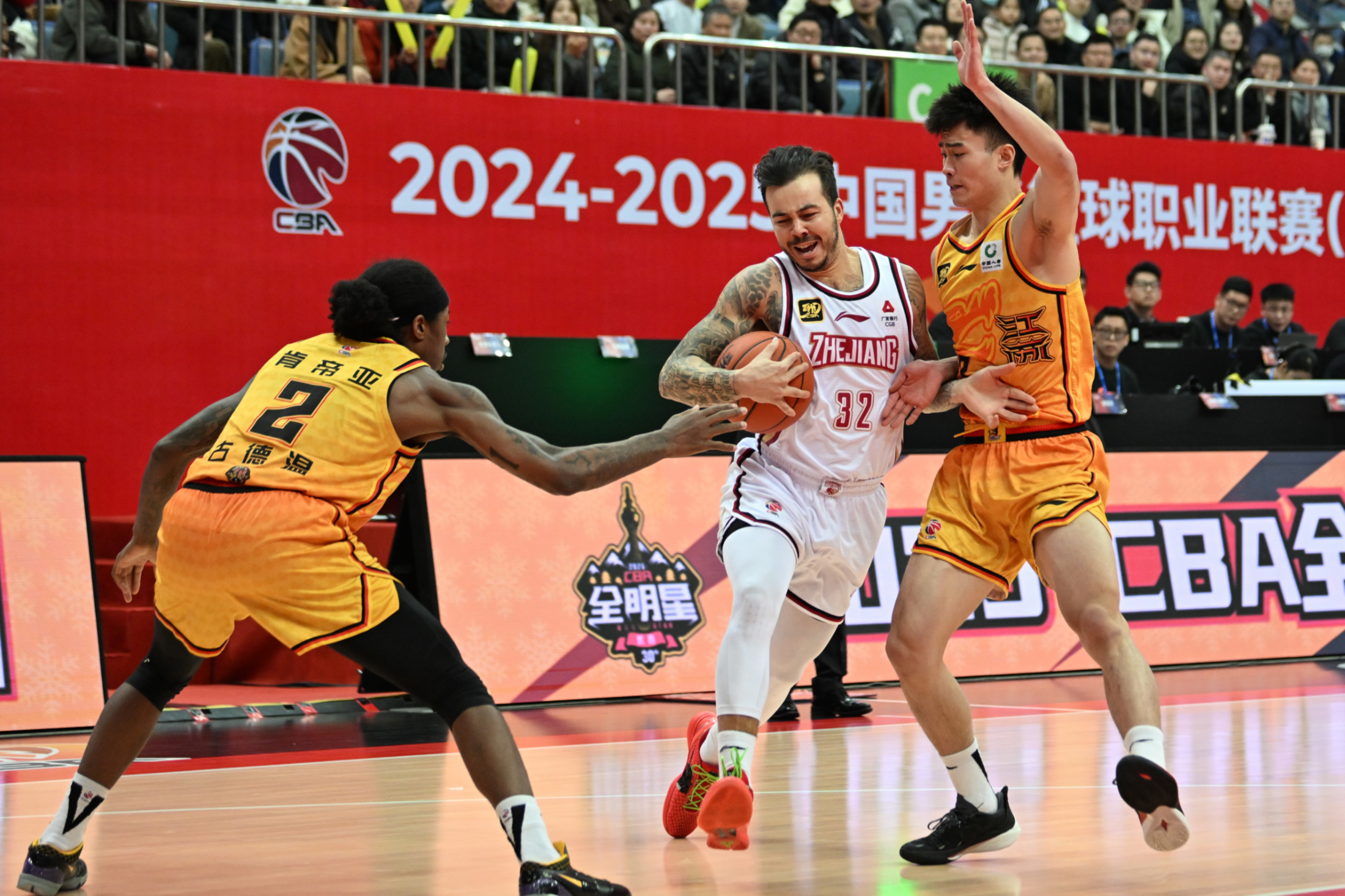 贝博入口 -包含CBA常规赛今夜再迎强敌，布鲁克林篮网调整名单，主帅态度：质疑声仍在，球队文化再被提及的词条